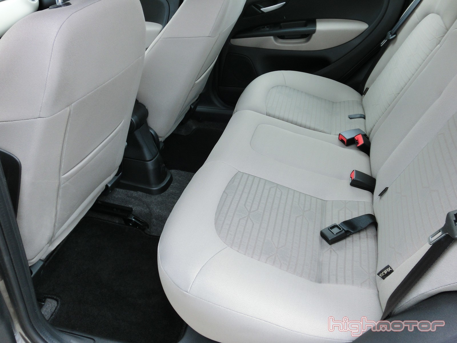 fiat linea isofix