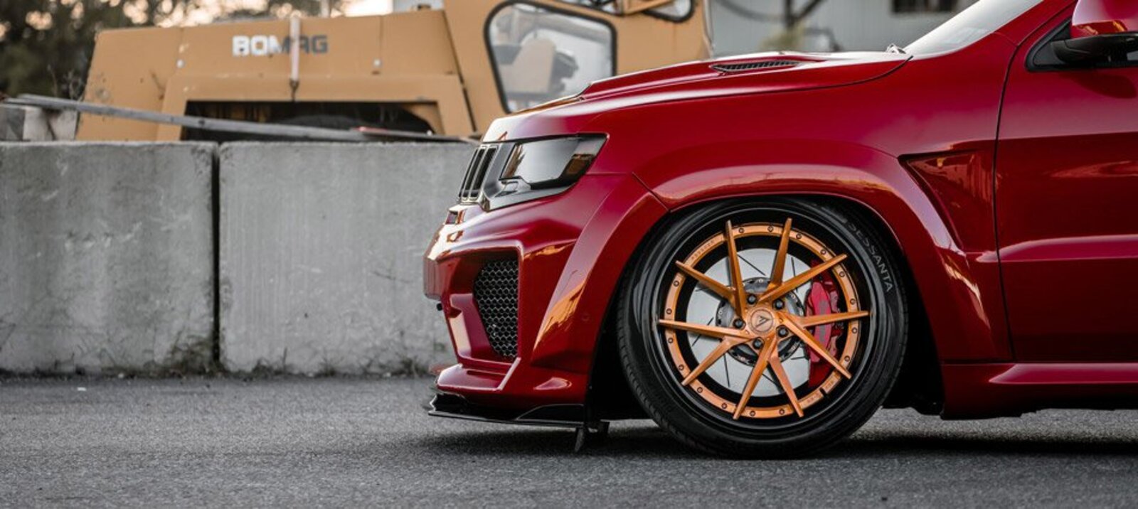 Tuning el SUV más bestia lo representa este Jeep Grand Cherokee SRT8