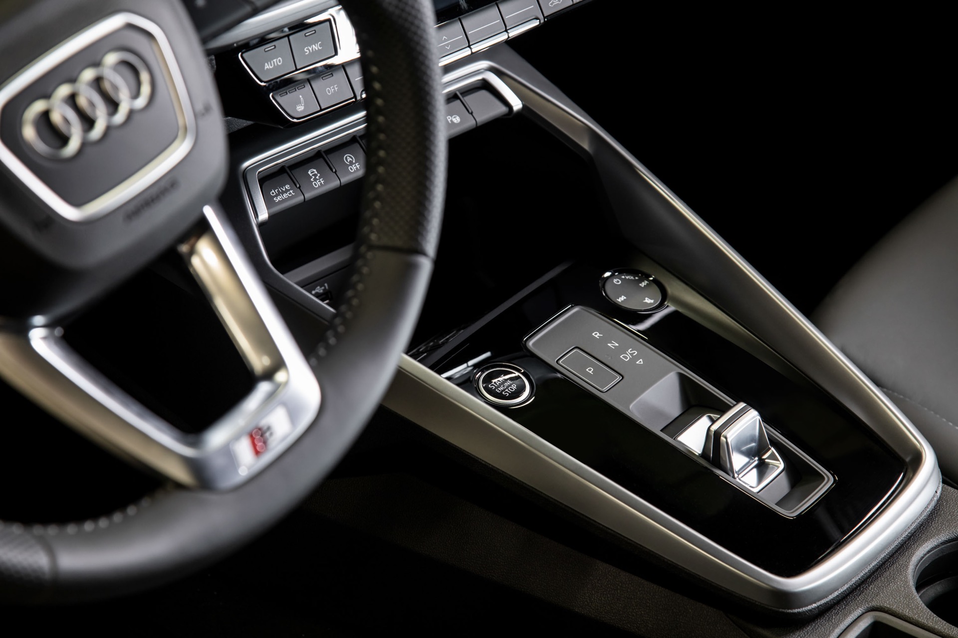 Audi_A3_Sportback_Interiores_8.jpg