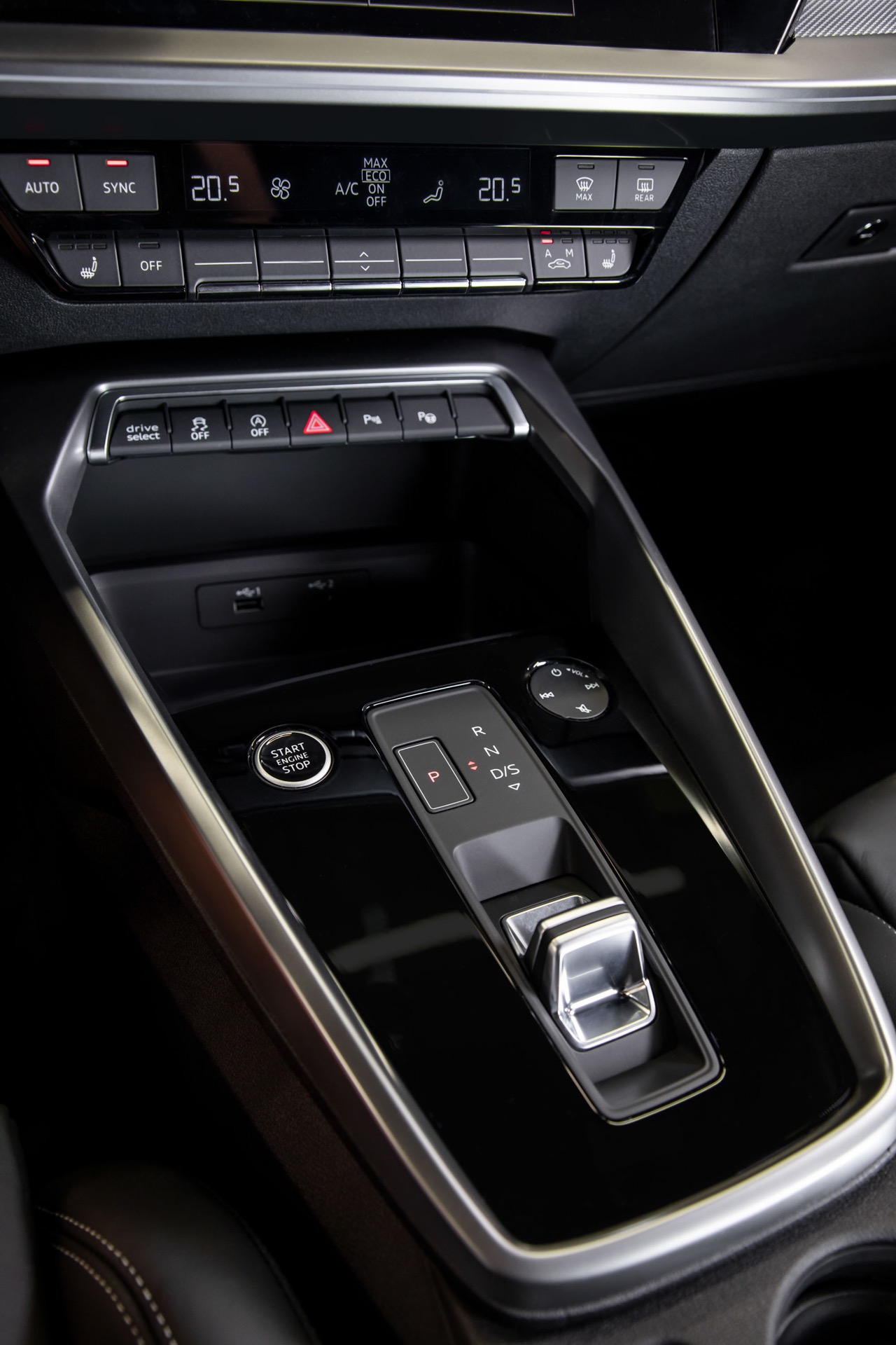 Audi_A3_Sportback_Interiores_9.jpg
